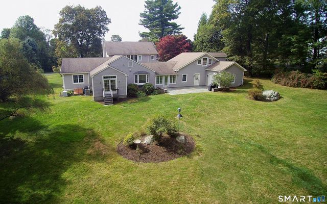 9 Dowling Drive, Ridgefield, CT 06877