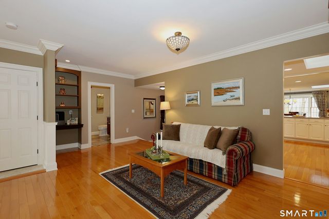 9 Dowling Drive, Ridgefield, CT 06877