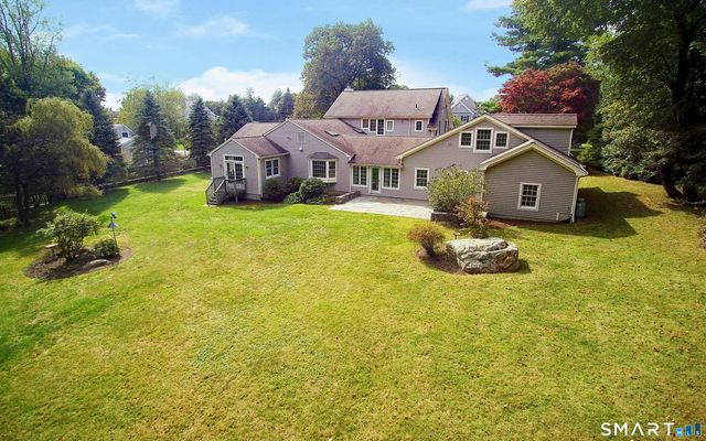 9 Dowling Drive, Ridgefield, CT 06877
