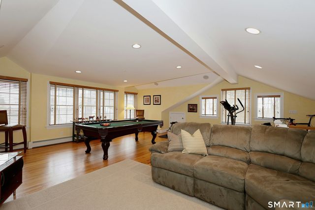 9 Dowling Drive, Ridgefield, CT 06877