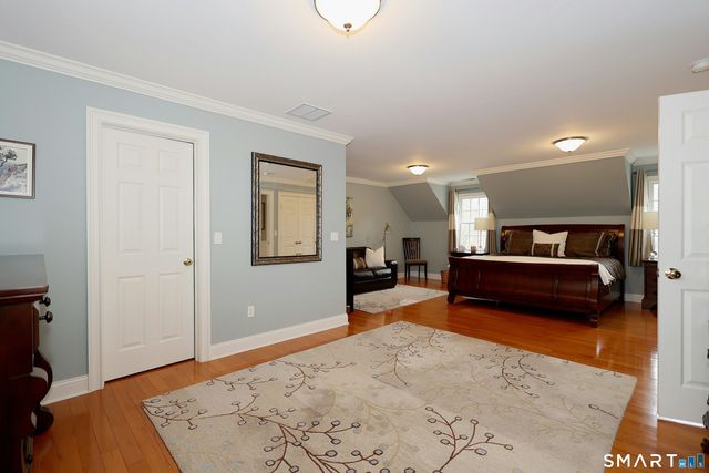 9 Dowling Drive, Ridgefield, CT 06877