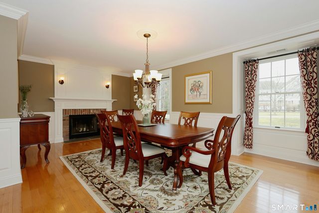 9 Dowling Drive, Ridgefield, CT 06877