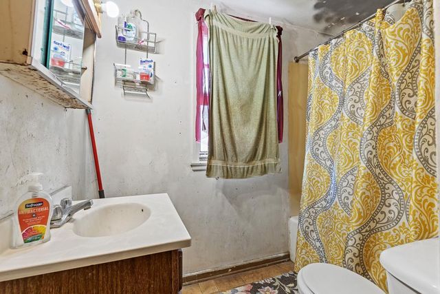 402 Mill Street, Marshall, MN 56258