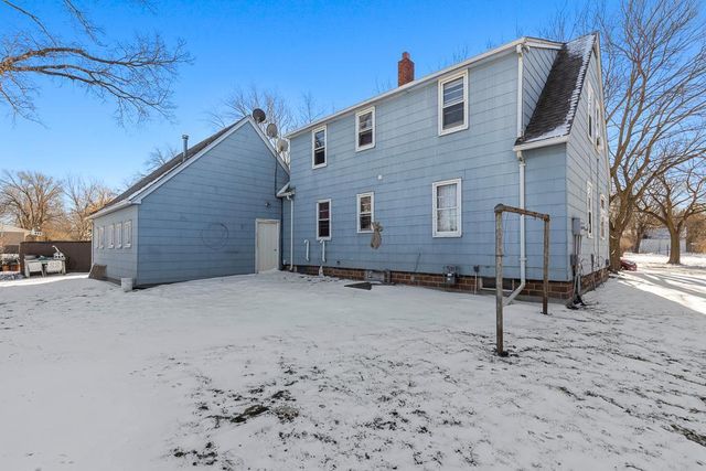 402 Mill Street, Marshall, MN 56258