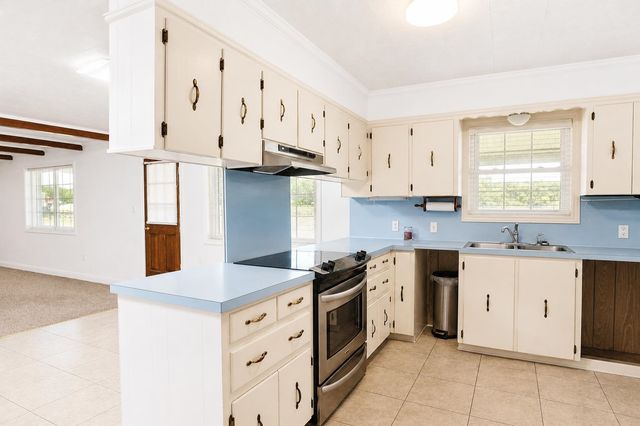 1415 Highway 20, Thibodaux, LA 70301