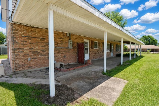 1415 Highway 20, Thibodaux, LA 70301