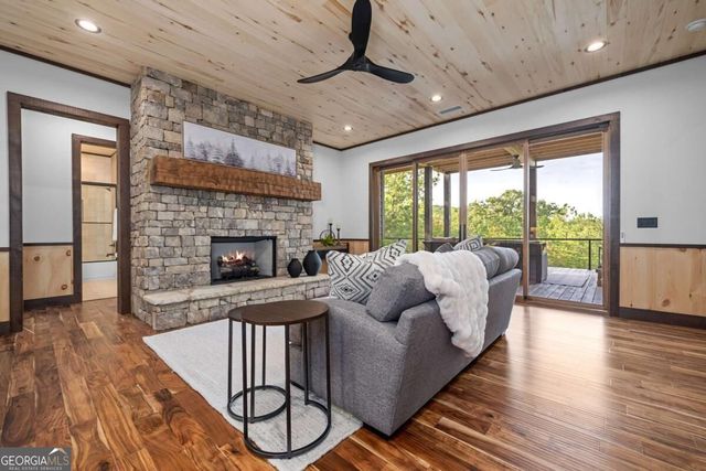 133 Amber Ridge, Blue Ridge, GA 30513