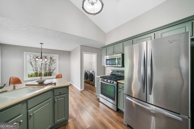 455 Ellesmere Way, Buford, GA 30518