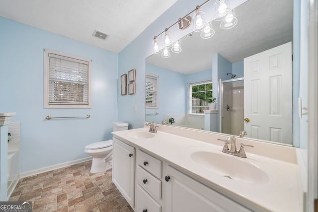 455 Ellesmere Way, Buford, GA 30518