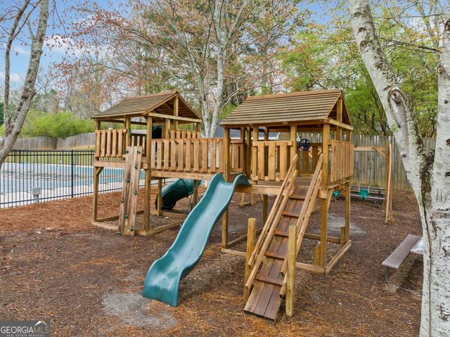455 Ellesmere Way, Buford, GA 30518