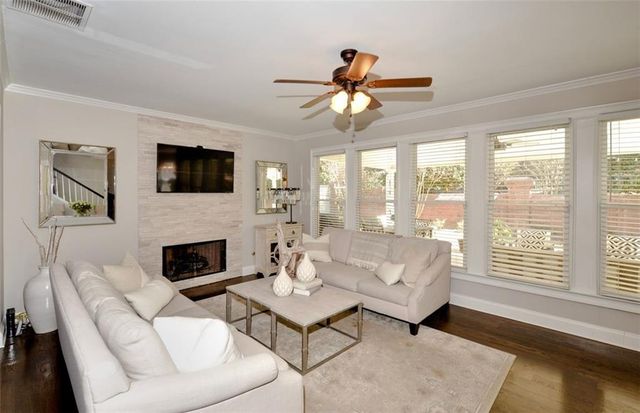 310 Windsor Gate NE Cove, Atlanta, GA 30342