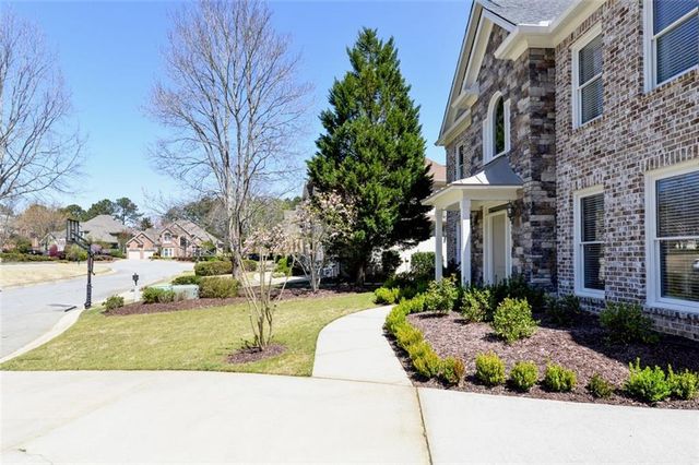 310 Windsor Gate NE Cove, Atlanta, GA 30342