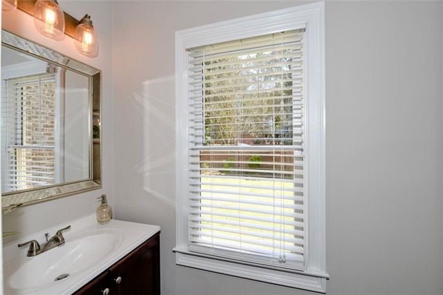 310 Windsor Gate NE Cove, Atlanta, GA 30342