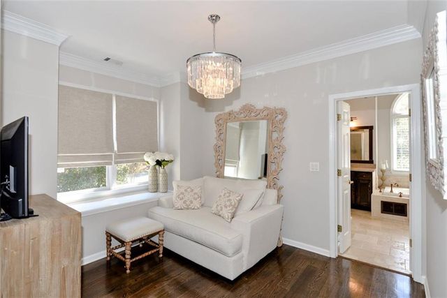 310 Windsor Gate NE Cove, Atlanta, GA 30342