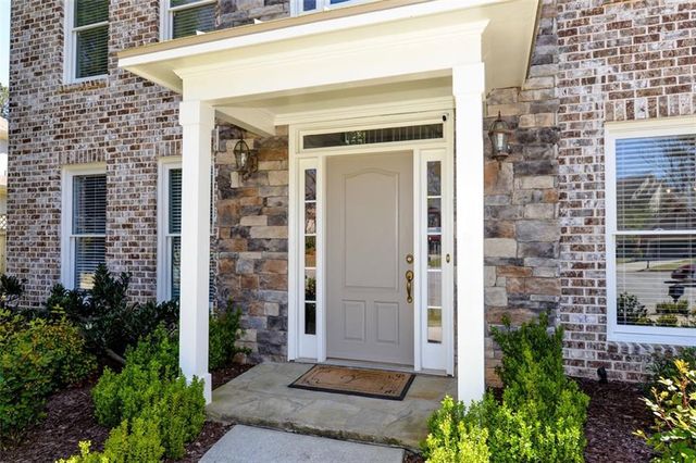 310 Windsor Gate NE Cove, Atlanta, GA 30342