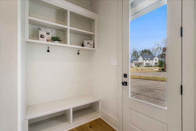 9121 CHEATHAM LN N, Germantown, TN 38138