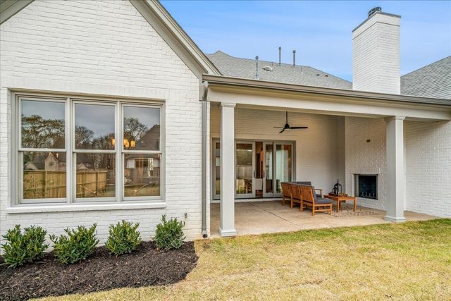 9121 CHEATHAM LN N, Germantown, TN 38138