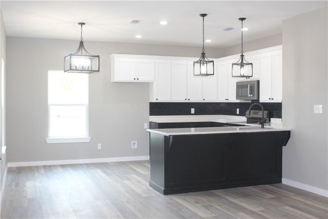 112 S VASQUEZ, Orange Grove, TX 78372