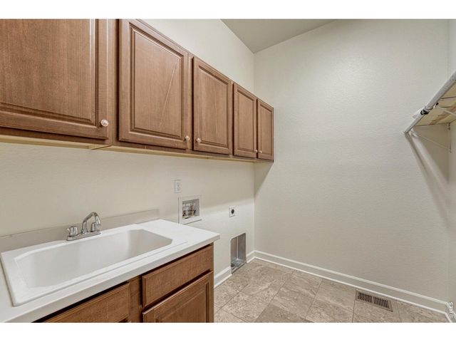 10429 Sierra Ridge Dr, Parker, CO 80134