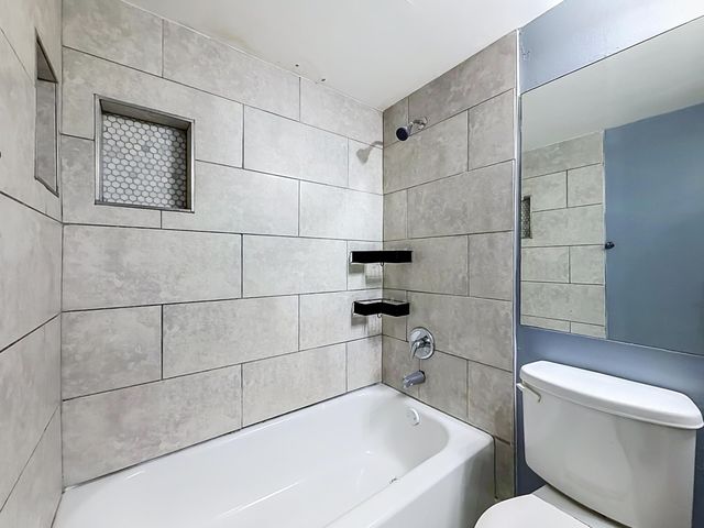 207 TROPIC ISLE Drive 1130, Delray Beach, FL 33483