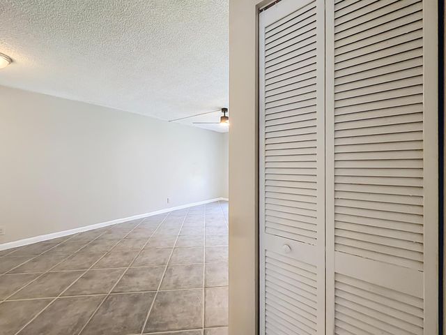207 TROPIC ISLE Drive 1130, Delray Beach, FL 33483