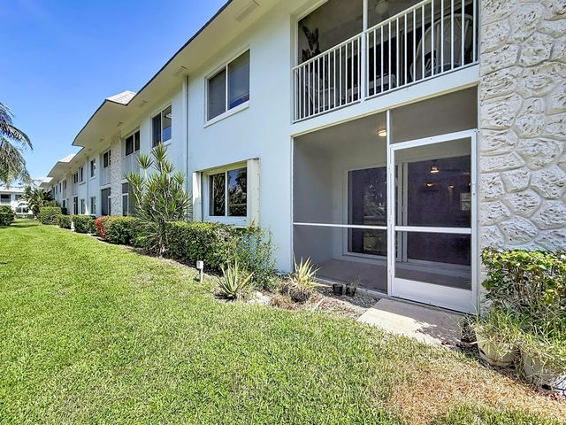 207 TROPIC ISLE Drive 1130, Delray Beach, FL 33483
