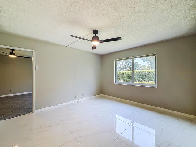 207 TROPIC ISLE Drive 1130, Delray Beach, FL 33483