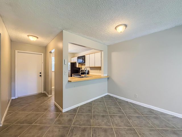 207 TROPIC ISLE Drive 1130, Delray Beach, FL 33483