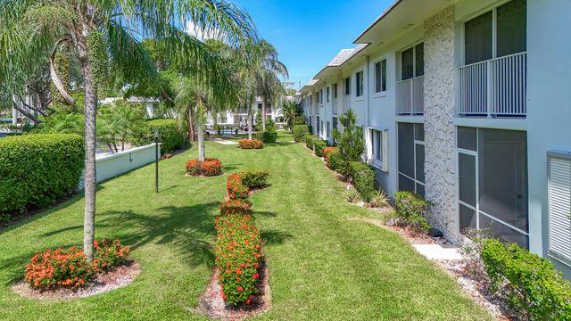 207 TROPIC ISLE Drive 1130, Delray Beach, FL 33483
