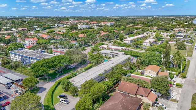 207 TROPIC ISLE Drive 1130, Delray Beach, FL 33483