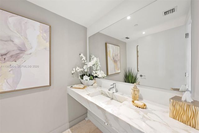 6000 Island Blvd 1208, Aventura, FL 33160