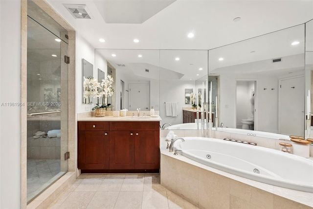 6000 Island Blvd 1208, Aventura, FL 33160