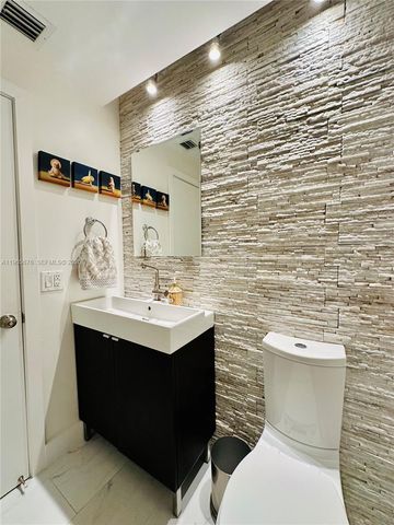 12920 SW 119th St, Miami, FL 33186