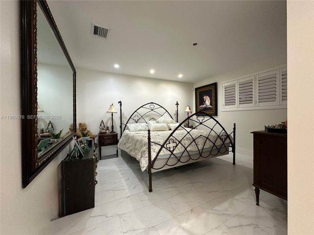 12920 SW 119th St, Miami, FL 33186