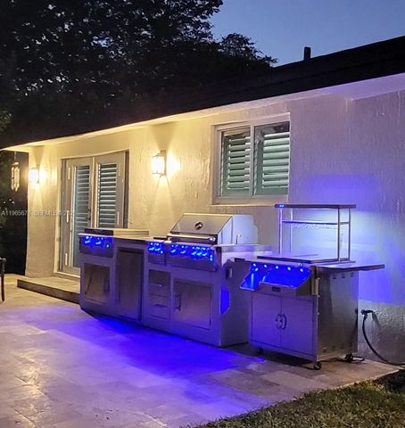 12920 SW 119th St, Miami, FL 33186