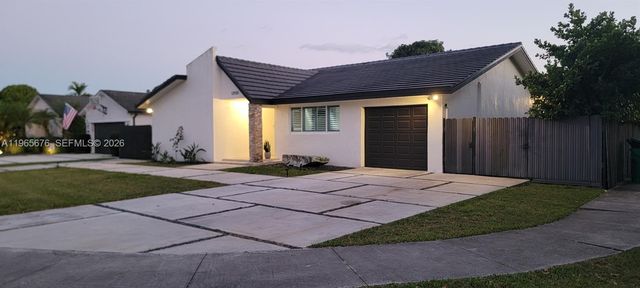 12920 SW 119th St, Miami, FL 33186