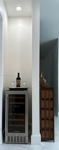 12920 SW 119th St, Miami, FL 33186