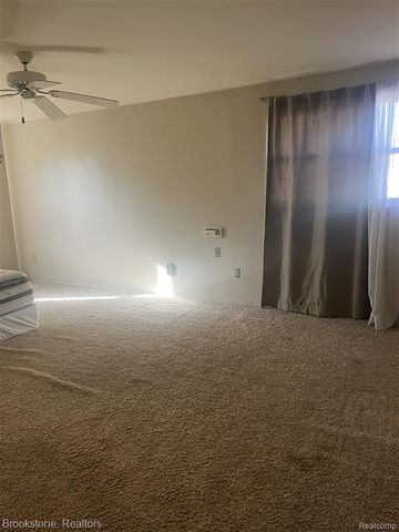 28917 Ramblewood Drive, Farmington Hills, MI 48334