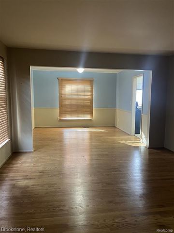 28917 Ramblewood Drive, Farmington Hills, MI 48334