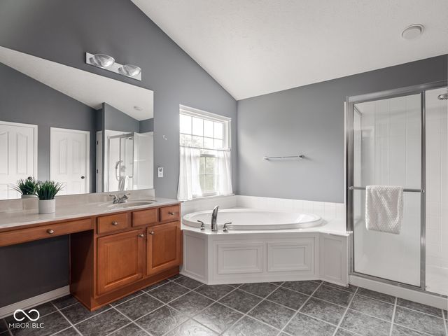 1578 Charity Chase Drive, Carmel, IN 46074