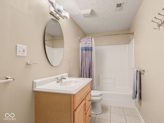 1578 Charity Chase Drive, Carmel, IN 46074