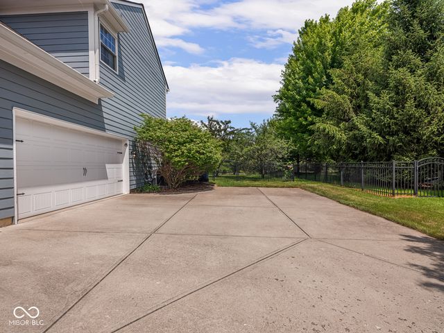 1578 Charity Chase Drive, Carmel, IN 46074