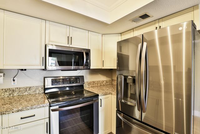7920 E CAMELBACK Road 102, Scottsdale, AZ 85251