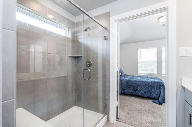 219 Charles Ridge Drive, Conroe, TX 77316