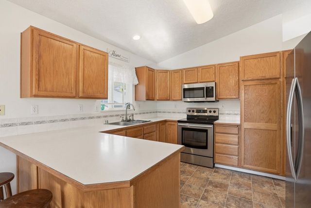 18924 E Augusta Ln, Greenacres, WA 99016