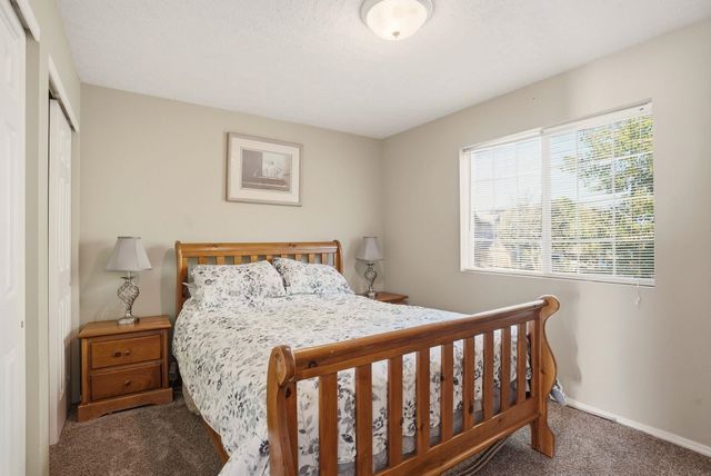 18924 E Augusta Ln, Greenacres, WA 99016