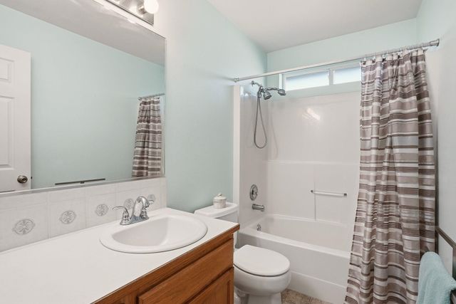 18924 E Augusta Ln, Greenacres, WA 99016