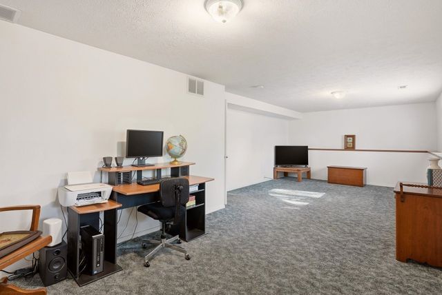 18924 E Augusta Ln, Greenacres, WA 99016