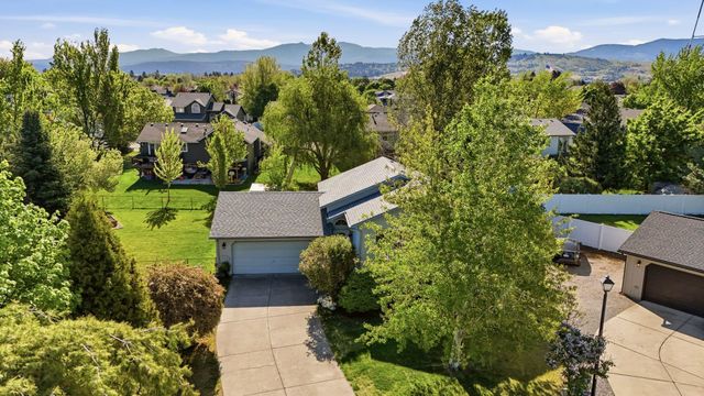 18924 E Augusta Ln, Greenacres, WA 99016