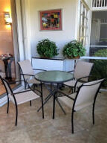 4031 N Cypress Drive 101, Pompano Beach, FL 33069